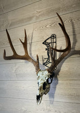 Load image into Gallery viewer, Compound Bow (A) Skull Hanger
