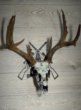 Load image into Gallery viewer, Dual Rifle Skull Hanger
